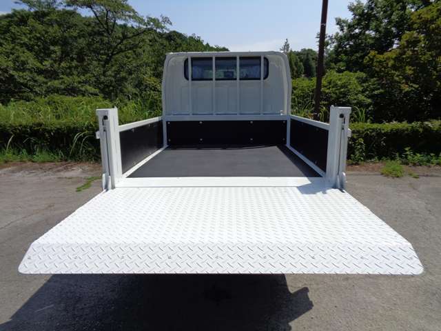 Mitsubishi Fuso Canter 10