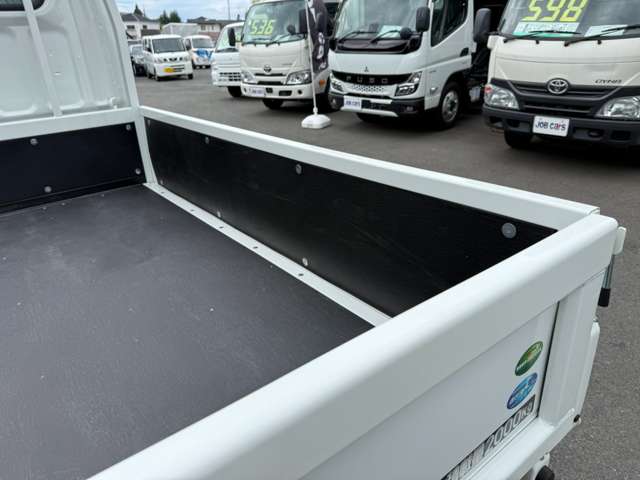 Mitsubishi Fuso Canter 12