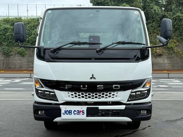 Mitsubishi Fuso Canter 2