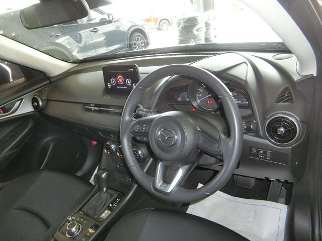 Mazda CX-3 11