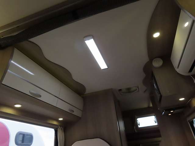 Toyota Camroad 10