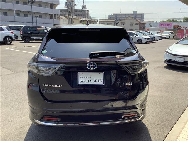 Toyota Harrier 4