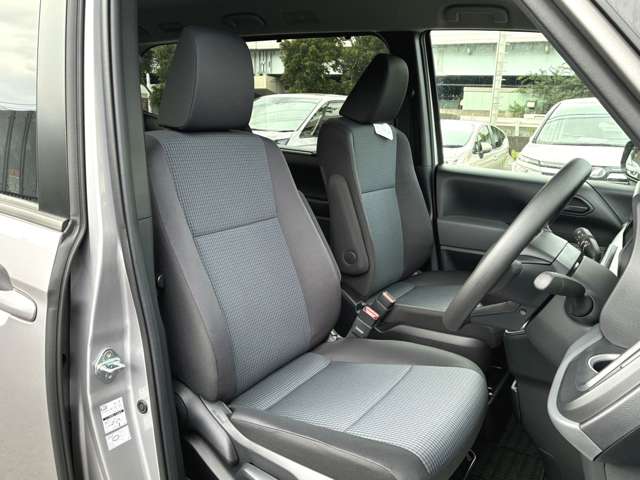 Toyota Noah 9