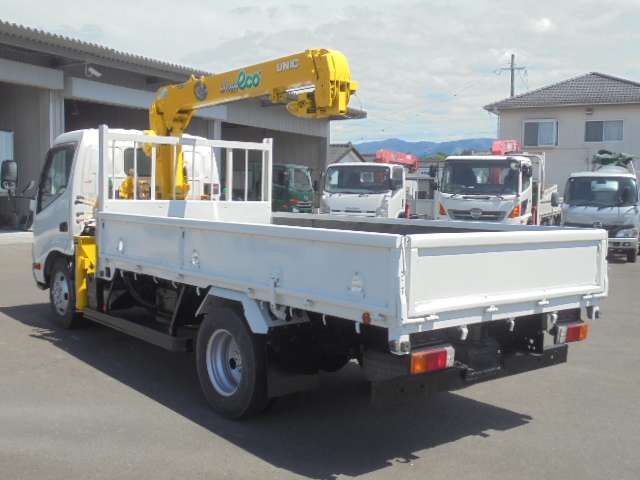 Hino Dutro 6