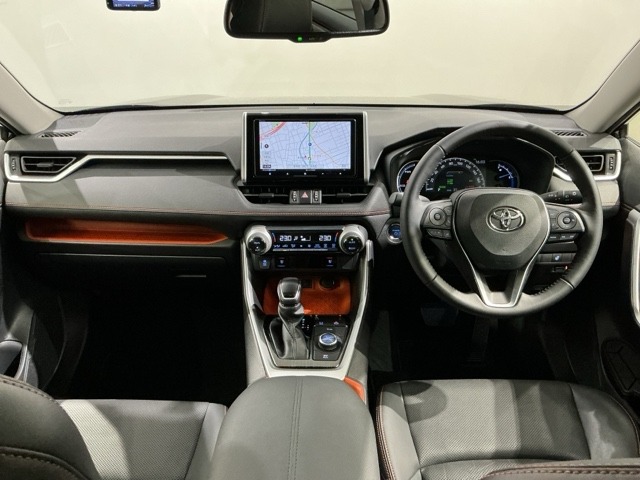 Toyota RAV4 8