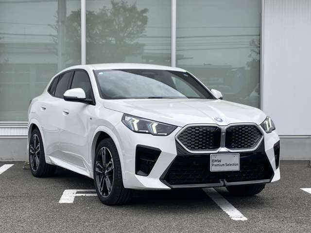 BMW iX2 7
