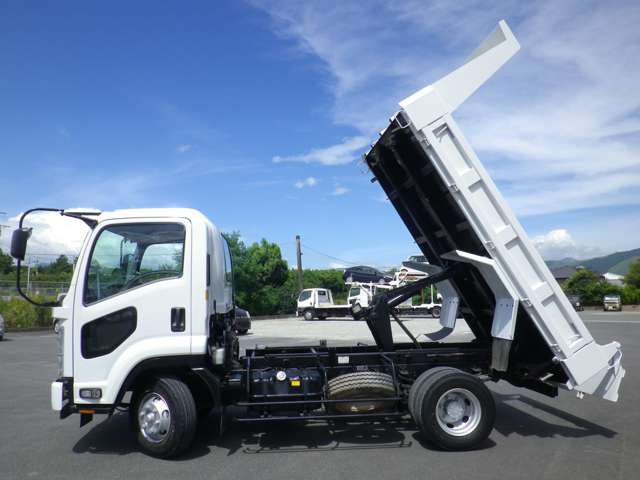 Isuzu Forward 5