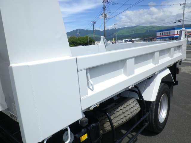 Isuzu Forward 8