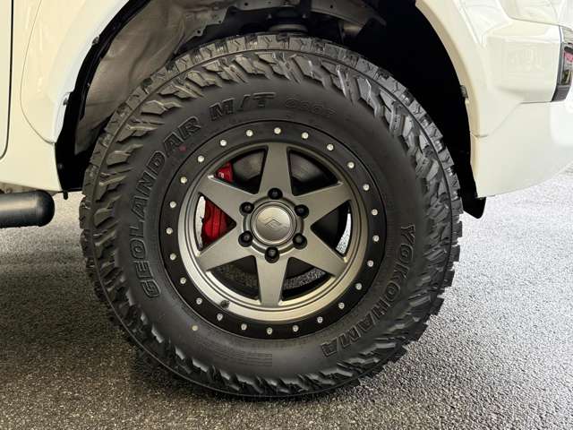 Toyota Hilux 7