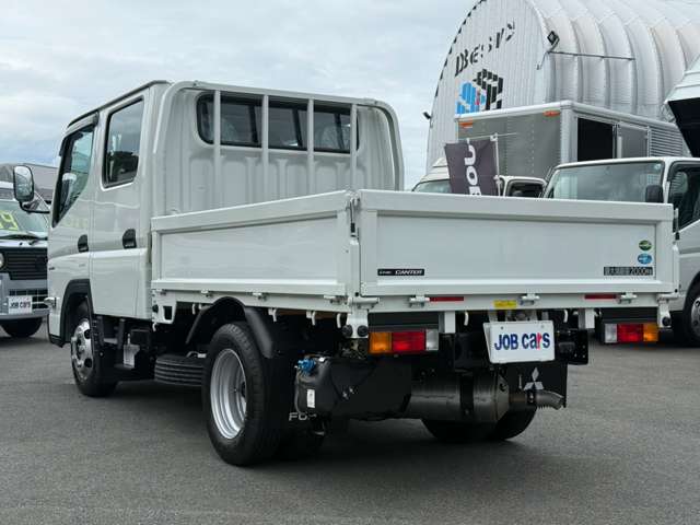 Mitsubishi Fuso Canter 8