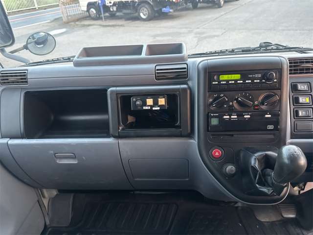 Mitsubishi Fuso Canter 4