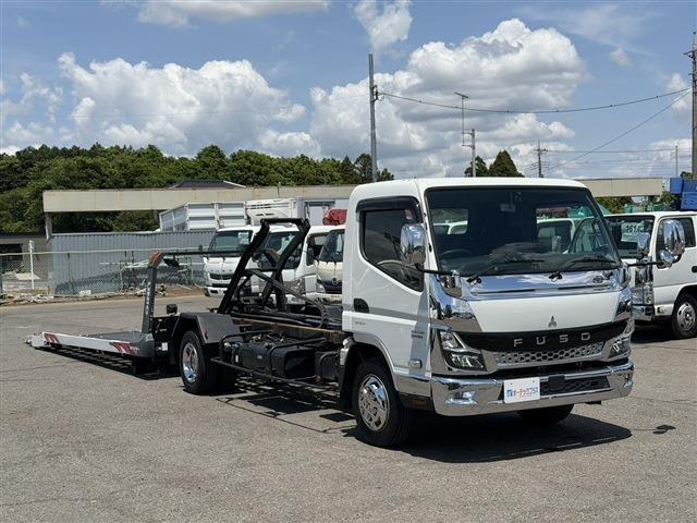 Mitsubishi Fuso Canter 4