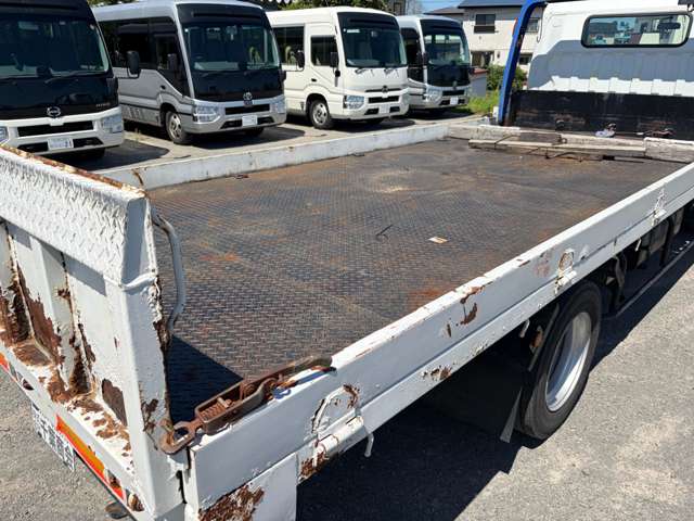 Mitsubishi Fuso Canter 11