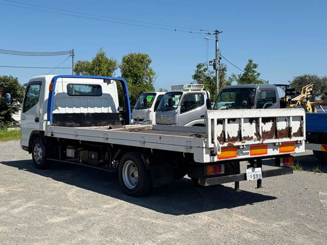Mitsubishi Fuso Canter 7