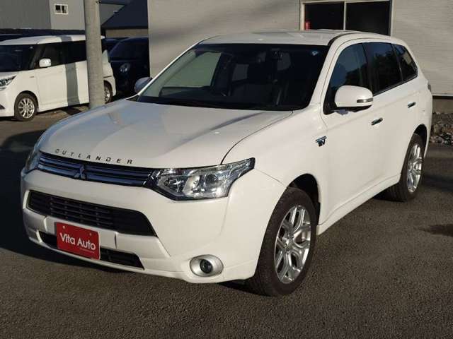 Mitsubishi Outlander PHEV 8