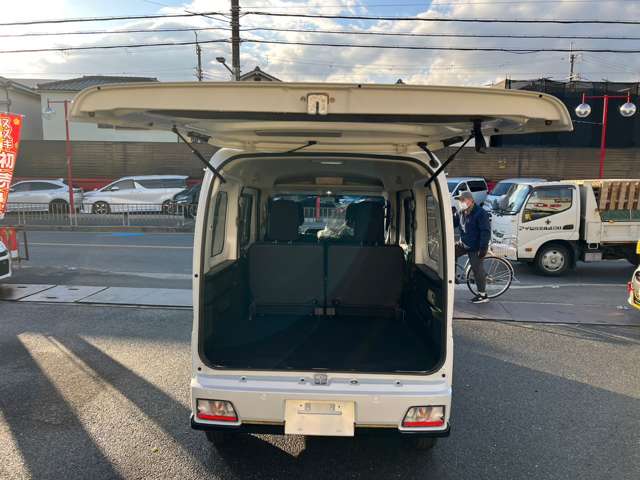 Daihatsu Atrai 10