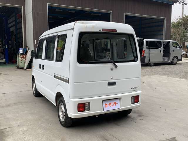 Suzuki Every 9