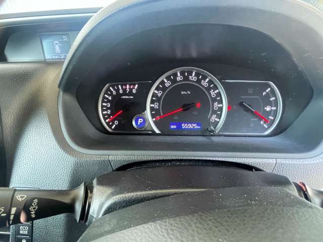 Toyota Voxy 8