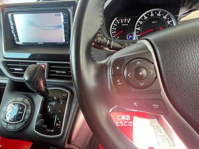 Toyota Voxy 10