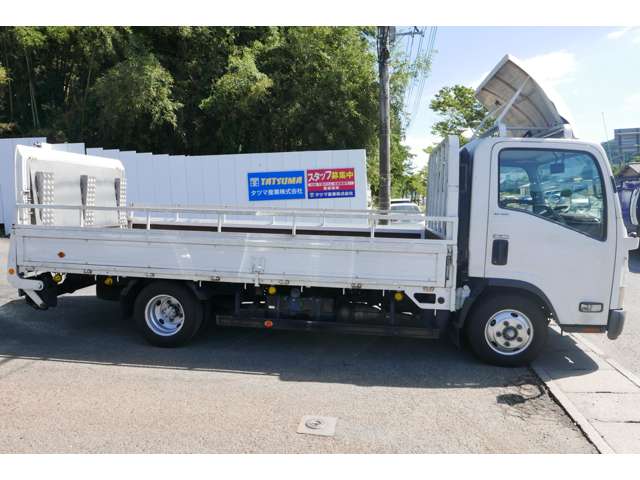 Isuzu Elf 4