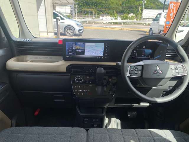 Mitsubishi Delica Mini 11
