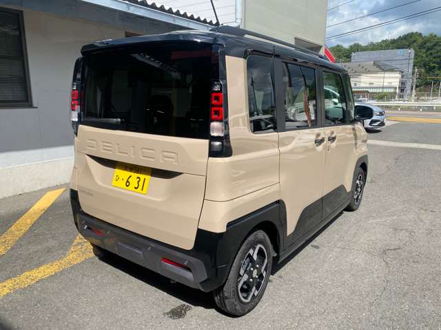 Mitsubishi Delica Mini 4