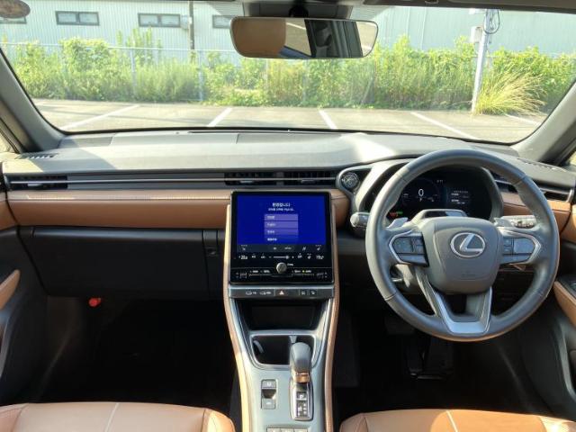 Lexus LBX 2