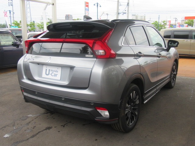 Mitsubishi Eclipse Cross 8