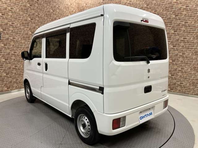 Suzuki Every 12