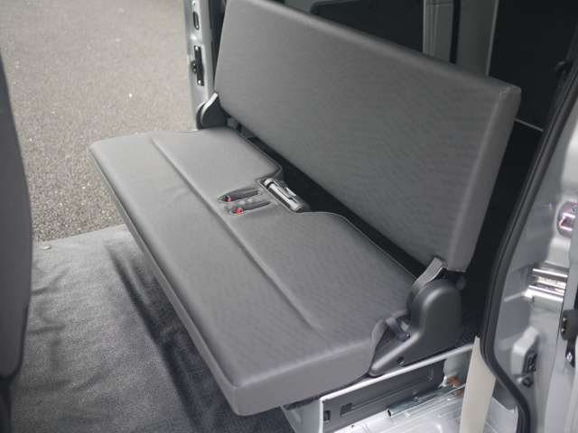 Suzuki Every 11