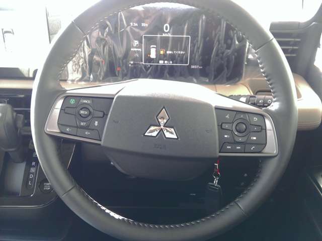 Mitsubishi Delica Mini 11