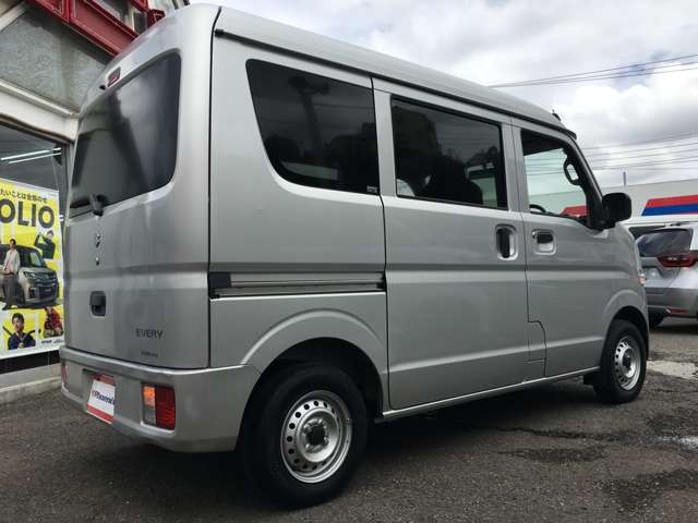 Suzuki Every 9