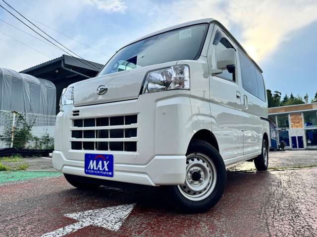 Daihatsu Hijet Cargo 3