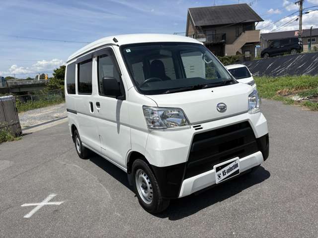 Daihatsu Hijet Cargo 9