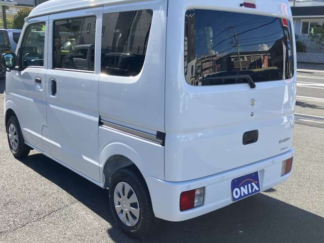Suzuki Every 8