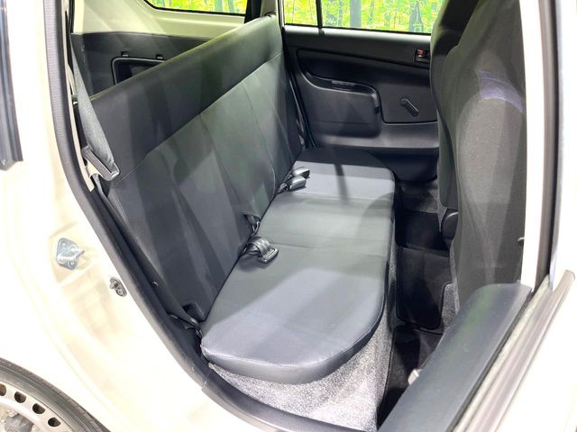 Toyota Probox Van 10