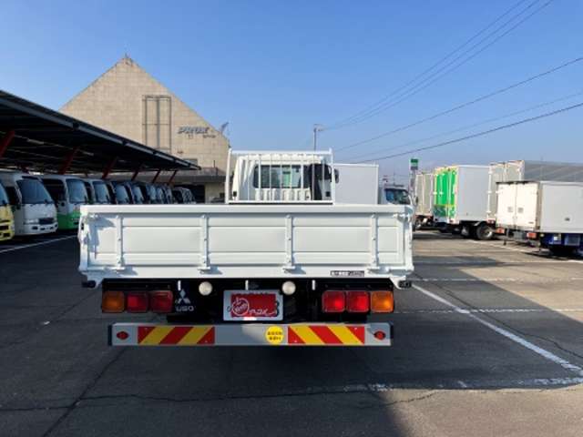 Mitsubishi Fuso Fighter 8