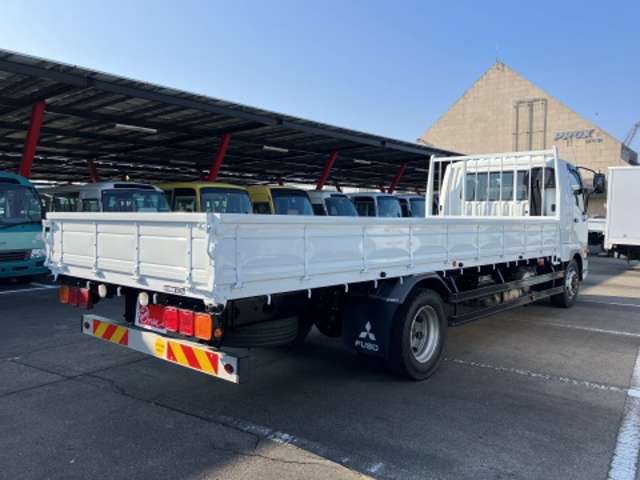 Mitsubishi Fuso Fighter 9