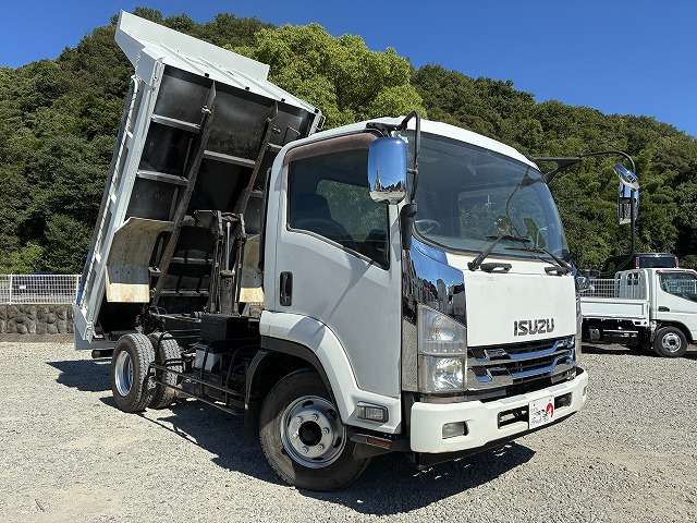 Isuzu Forward 3