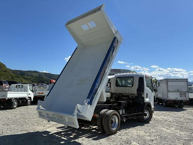 Isuzu Forward 8