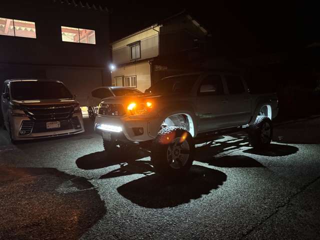 Toyota Tacoma 3