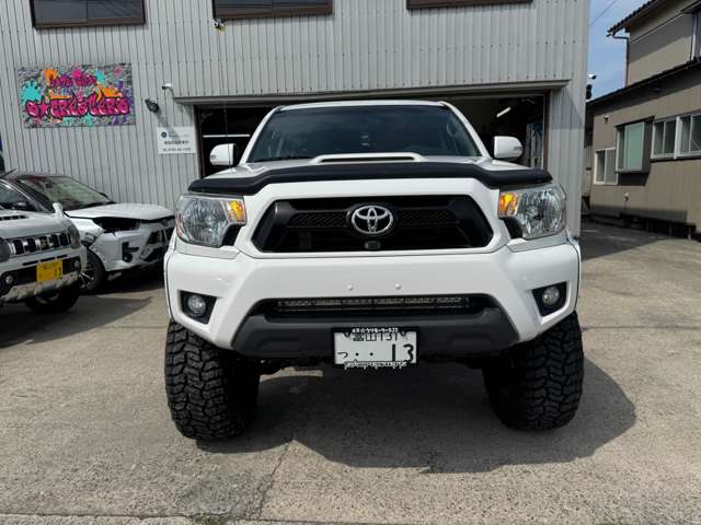 Toyota Tacoma 5
