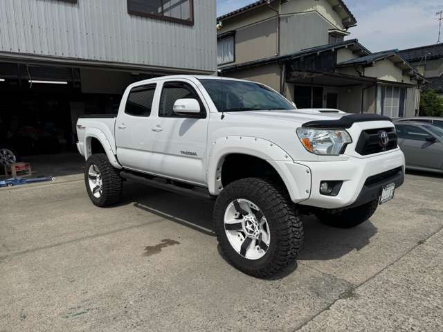 Toyota Tacoma 6