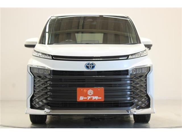 Toyota Voxy 7