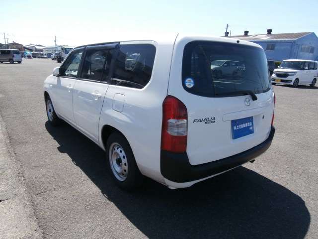 Mazda Familia Van 6