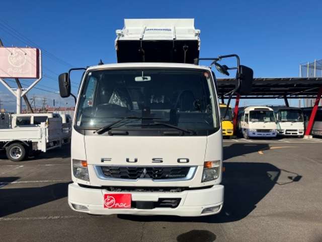 Mitsubishi Fuso Fighter 4