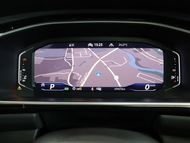 Volkswagen T-Roc 10
