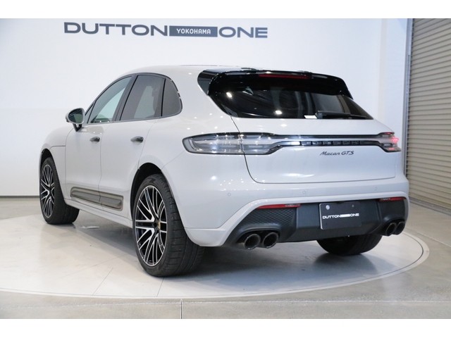 Porsche Macan 11