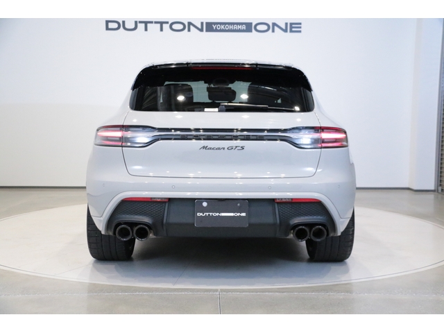 Porsche Macan 10