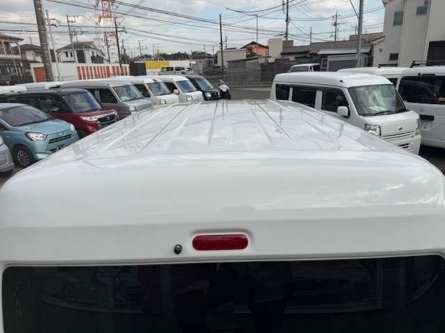 Nissan NV100 Clipper 10